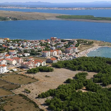 6468a Povljana