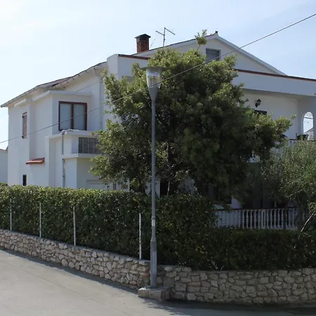6468a Apartment Povljana